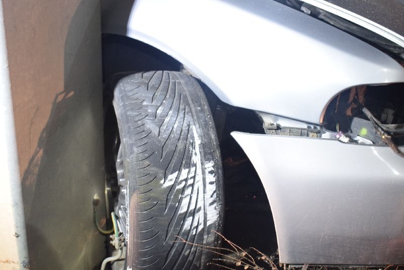 Fotókon a durva győri baleset: nyári gumival, droggal a zsebben ütközött a sofőr 2