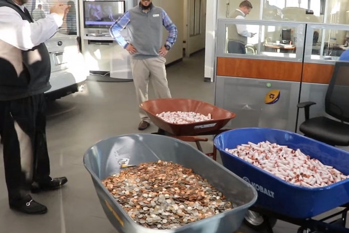 Aprópénzzel fizette ki apja autóját ez a srác