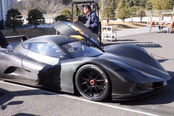 1,9 alatt van százon a japán sportkocsi