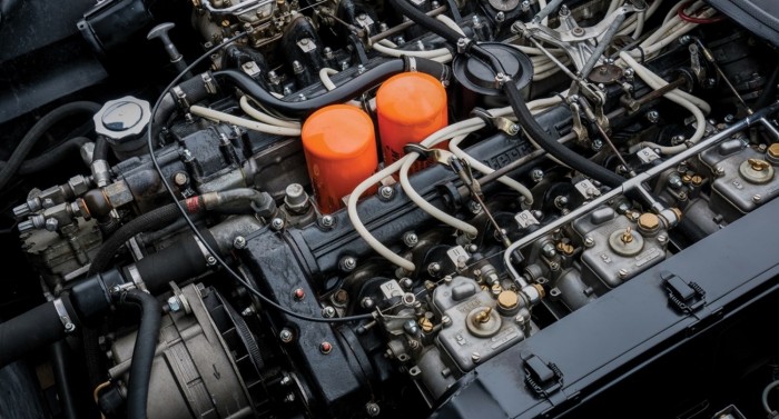 Itt az egyik legolcsóbb ritka Ferrari 6