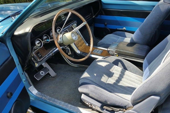 Szerinted hány autóból rakták össze ezt a borzalmat? 7 | Vezess Szerinted hány autóból rakták össze ezt a borzalmat? 7