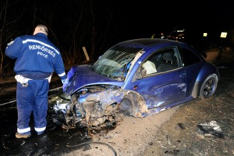 Megrázó fotókon a pomázi halálos baleset