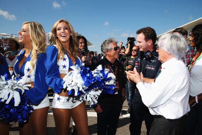 F1: Ecclestone se érti, miért dobták a lányokat