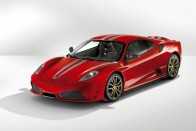 5 hegyes, középmotoros Ferrari nyolc hengerrel 10
