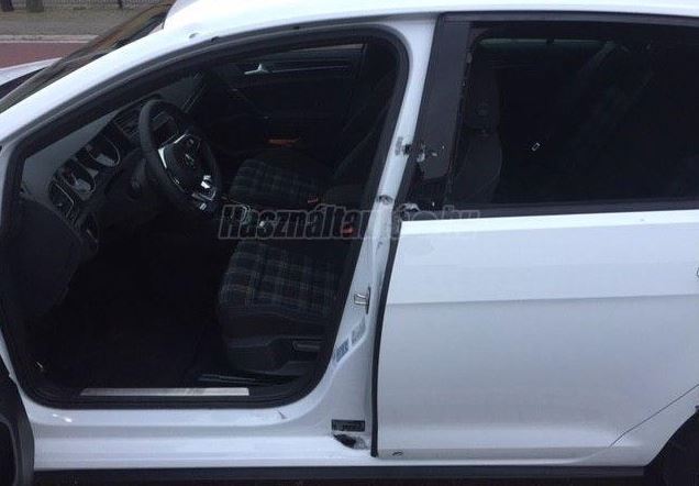 Na ilyen használt autót se nagyon láttunk még – Apró hibával, mi? 4