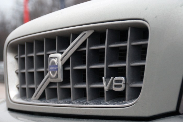 Meseautó, használtan – Luxus V8, hárommillióból 9 Meseautó, használtan – Luxus V8, hárommillióból 9