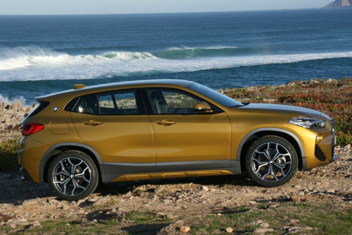 Az X2-es BMW-re bukhatnak a nők. Meg a férfiak 6 Az X2-es BMW-re bukhatnak a nők. Meg a férfiak 6