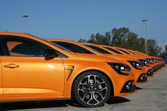 Mi közös a Kispolskiban és a Renault Mégane RS-ben?