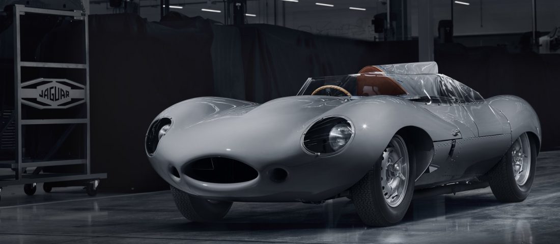 Újra megépíti legendás versenyautóját a Jaguar