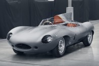 Újra megépíti legendás versenyautóját a Jaguar 21