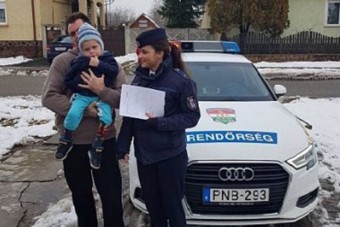 Beteg kisfiú kívánságát teljesítették a rendőrök