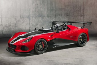 Látványosan búcsúzik a legdurvább utcai Lotus