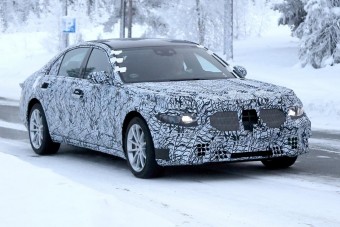 Íme, a következő Mercedes S-osztály!
