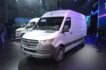 Alkalmazással is nyitható lesz az Új Mercedes Sprinter