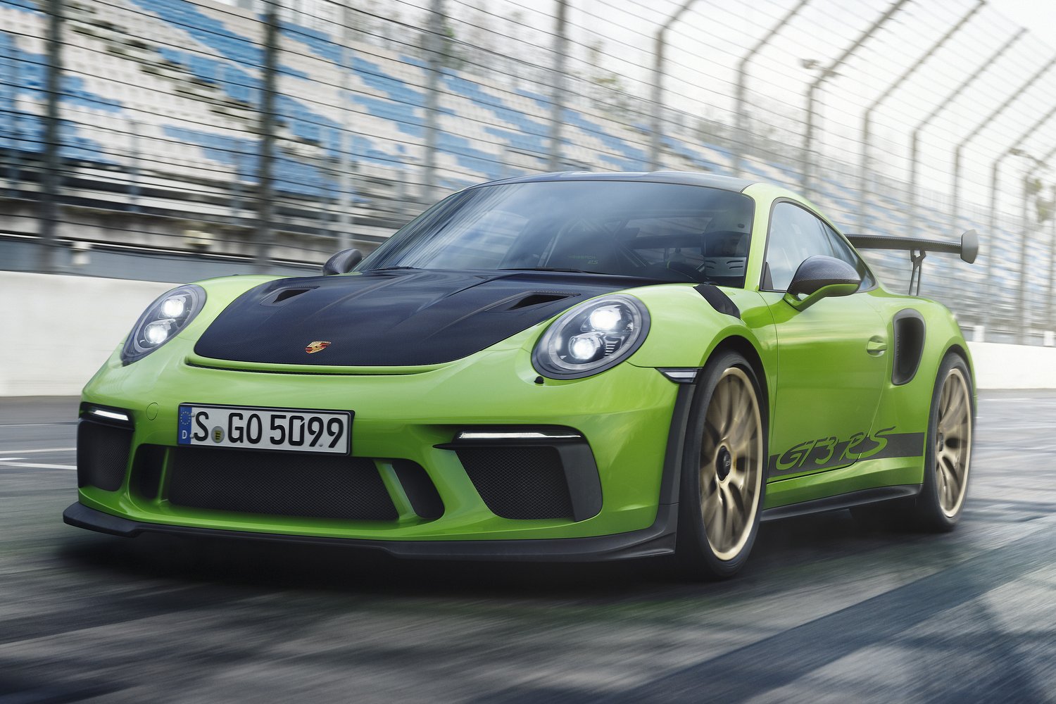 Megérkezett a legerősebb szívómotoros Porsche 911 9