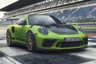 Megérkezett a legerősebb szívómotoros Porsche 911 17