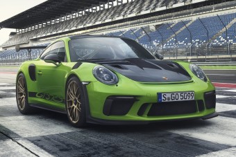 Megérkezett a legerősebb szívómotoros Porsche 911