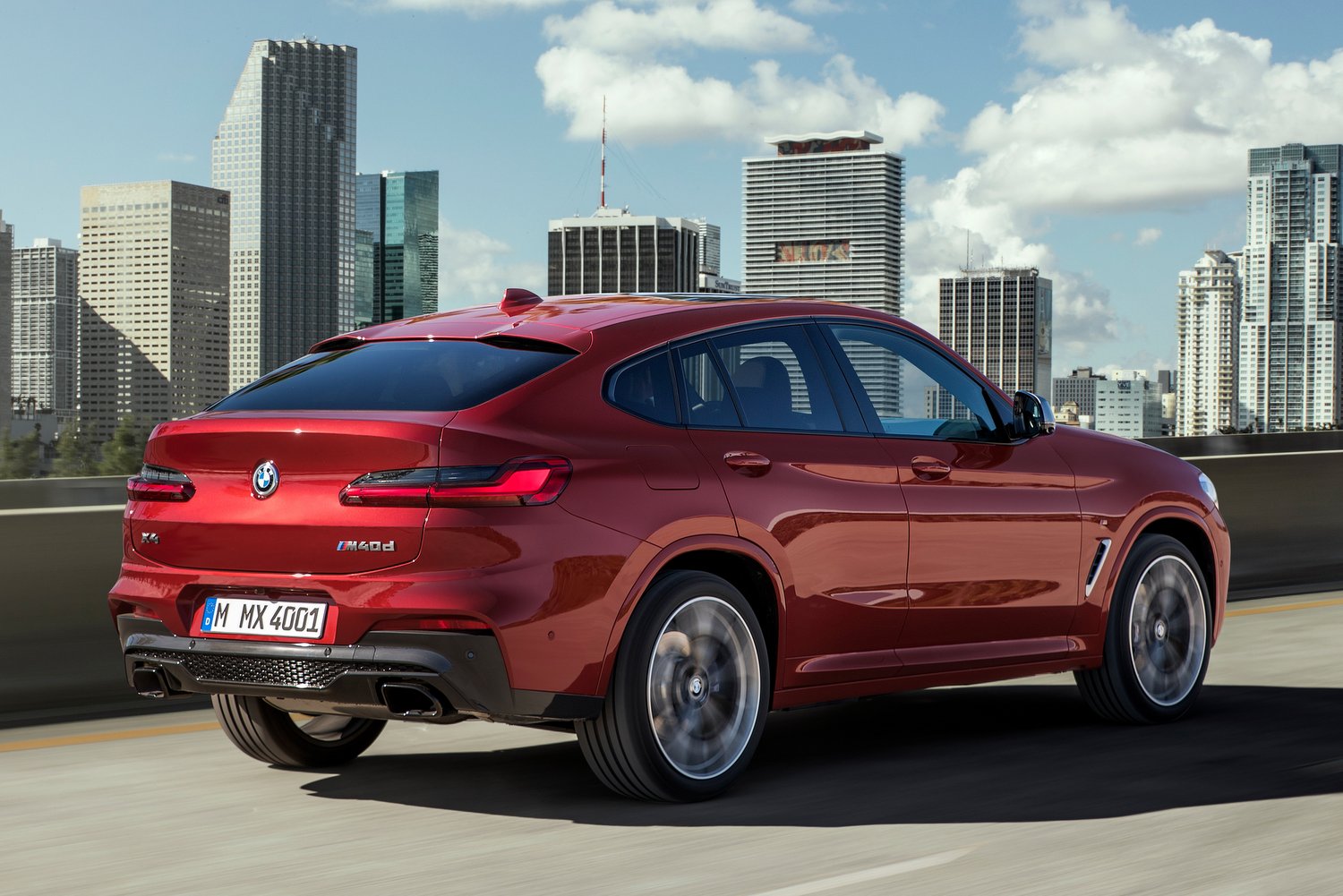 Érkezik a vadonatúj BMW X4 6