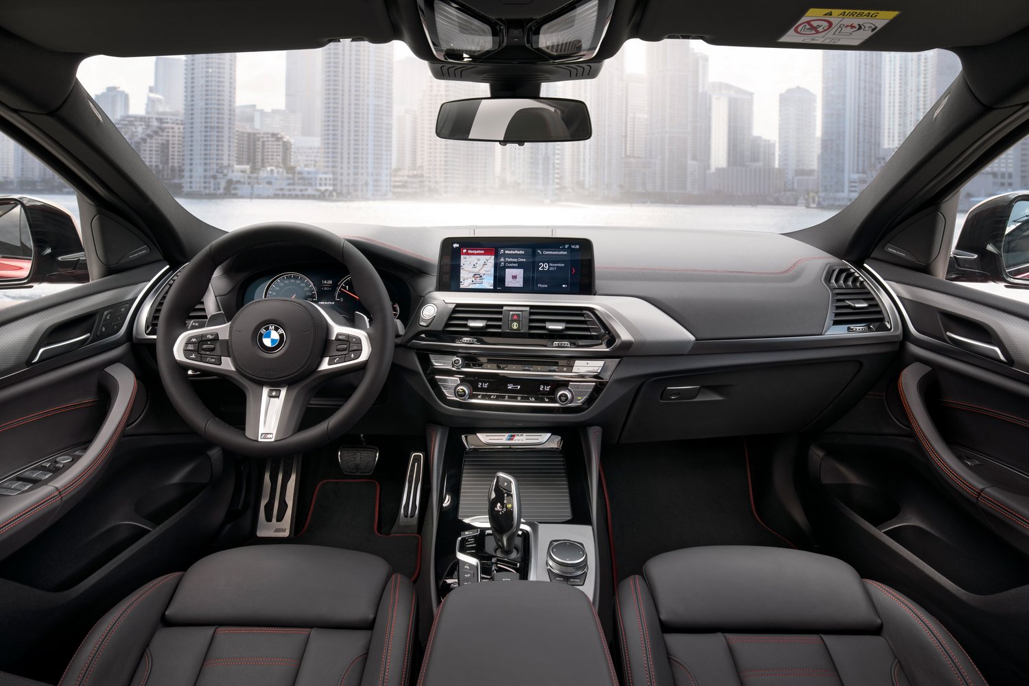 Érkezik a vadonatúj BMW X4 9