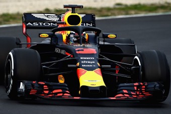 F1: Átrázott minket a Red Bull