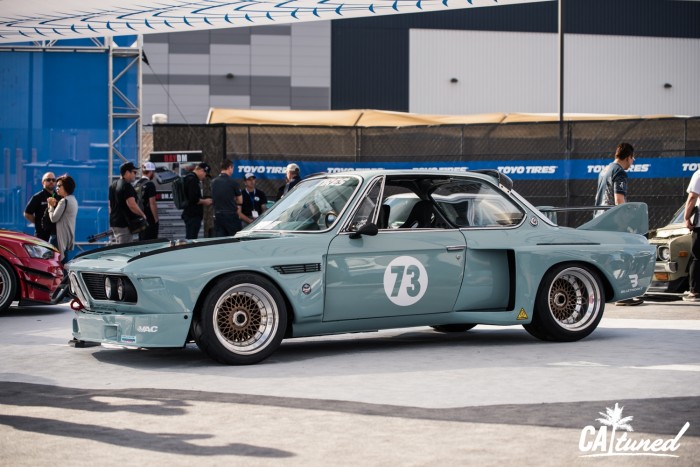 500 lóerő lakik ebben a retrós BMW kupéban