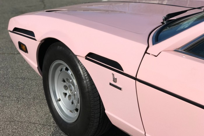 A ’70-es évek botrányhőse ez a pink Lamborghini