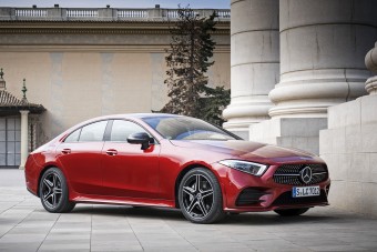 Nemcsak szép, vezetni is jó az új Mercit