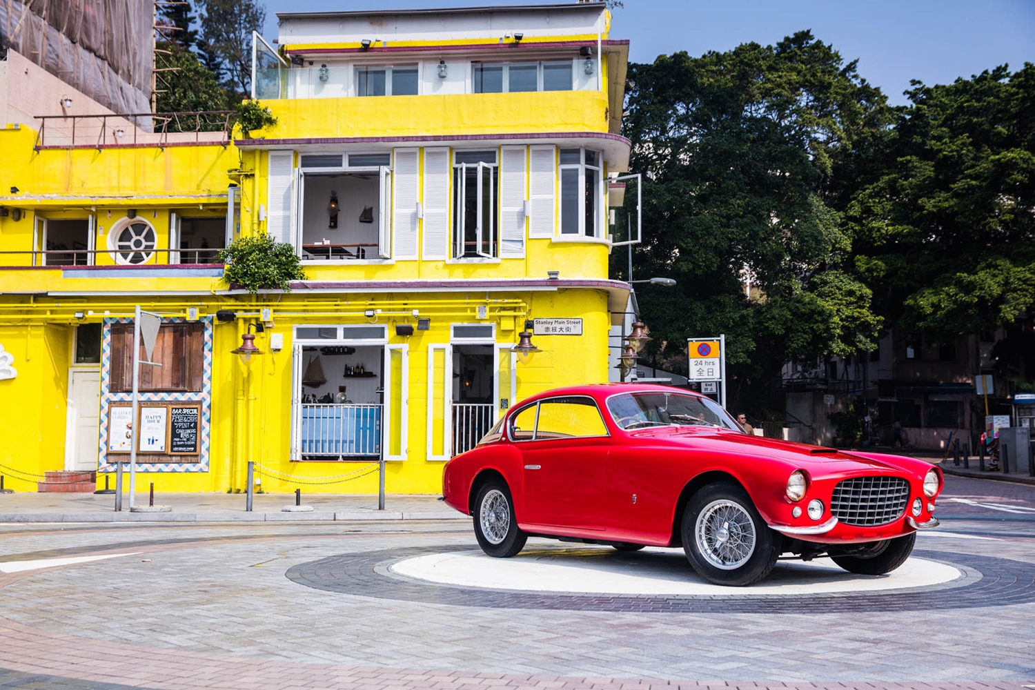 Nem tetszett neki a Ferrari, ezért átszabatta, mindezt 1950-ben 1