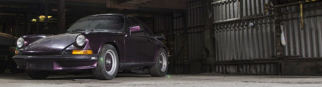 Messziről került elő az utolsó jobbkormányos 911 Carrera RS