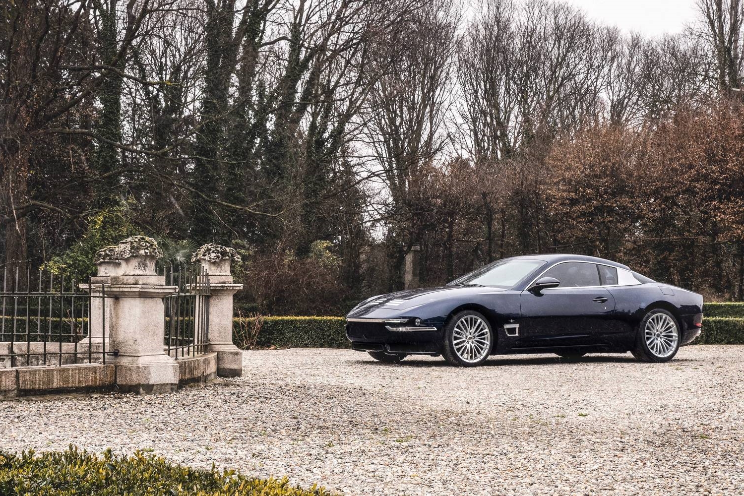 2018-touring-superleggera-sciadiapersia-3 | Vezess