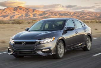 Szedánként tér vissza a Honda legendás hibridje