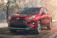 Végre karakteres a Toyota RAV4 – vagy ez már túlzás? 25