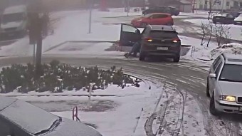 Ez a nő csaknem megölte magát parkolás közben