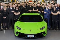 Eladták a tízezredik Lamborghini Huracánt 6