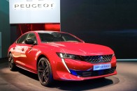 Erre a Peugeot-ra a Volkswagen is felfigyel 26