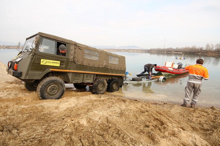 Kipróbáltuk a hóhelyzetben mentő lánctalpast 8 | Vezess Vízen a mentőhajó is