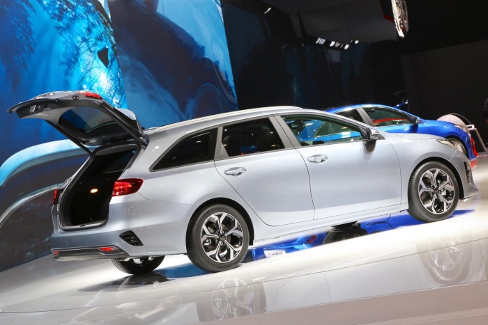 Megcsípi a Škoda Octaviát az új Kia Ceed kombi! 6