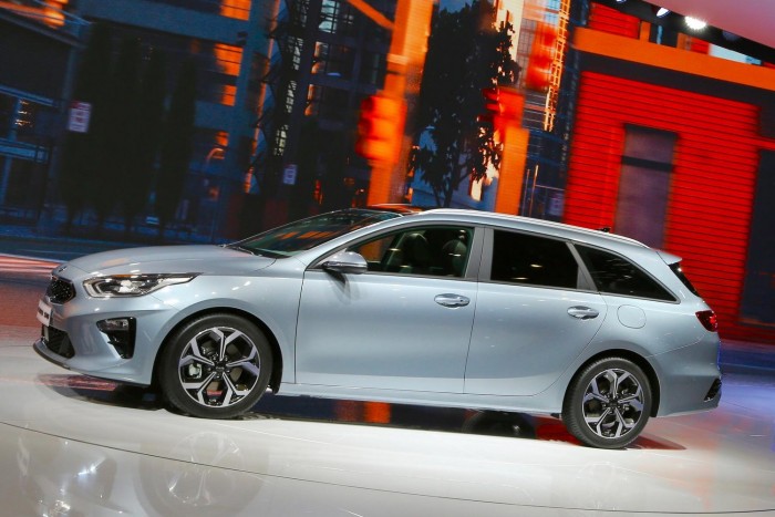 Megcsípi a Škoda Octaviát az új Kia Ceed kombi! 7