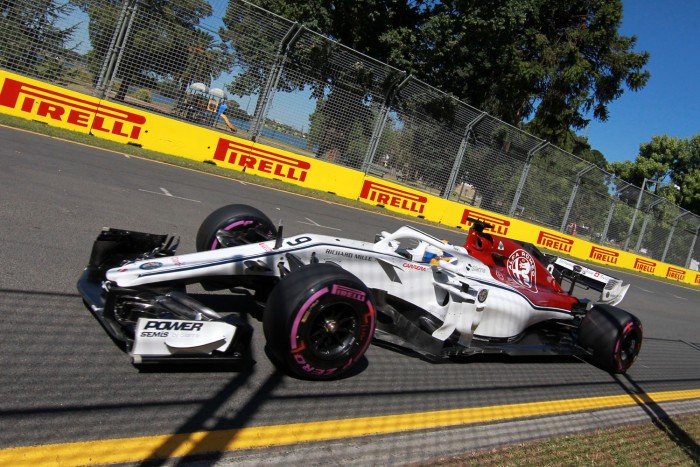 Piálás miatt dobták ki az F1-es főnököt?