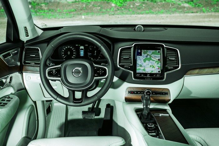 Jobb a Volvo, mint a BMW? 6 Jobb a Volvo, mint a BMW? 6