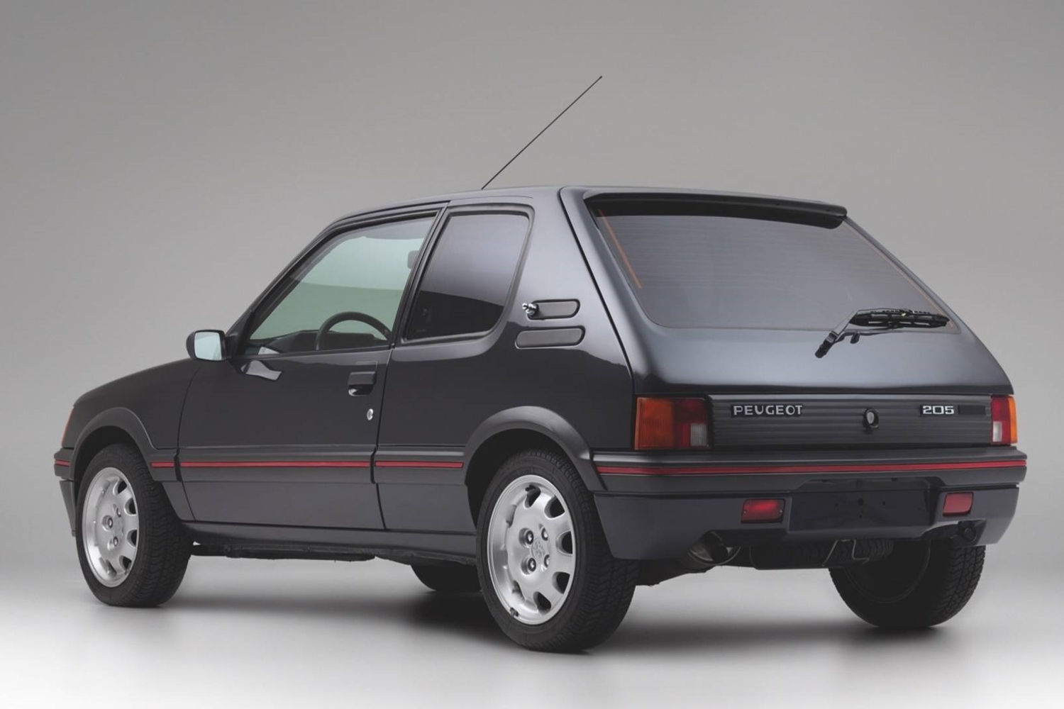 Francia milliárdosé volt ez a páncélozott Peugeot 205 GTi 1