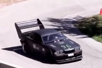 Hegymászó szörnyeteg lett ebből a BMW-ből