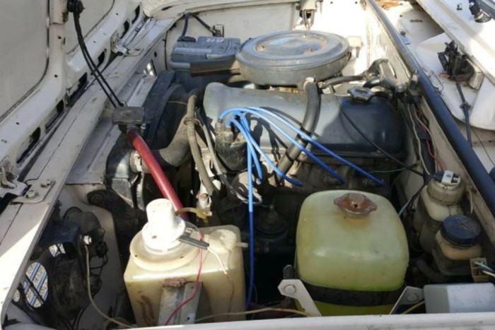 Amerikáig kell menni ezért az eladó Zsiguliért 6