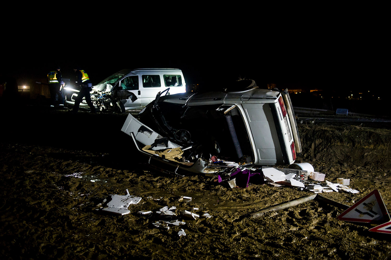 d_kom20180311004 | Vezess | Vezess