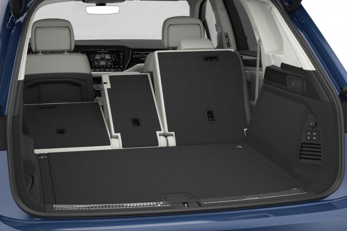 Volkswagen Touareg: Luxust a népnek 8