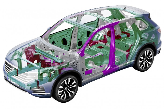 Volkswagen Touareg: Luxust a népnek 10