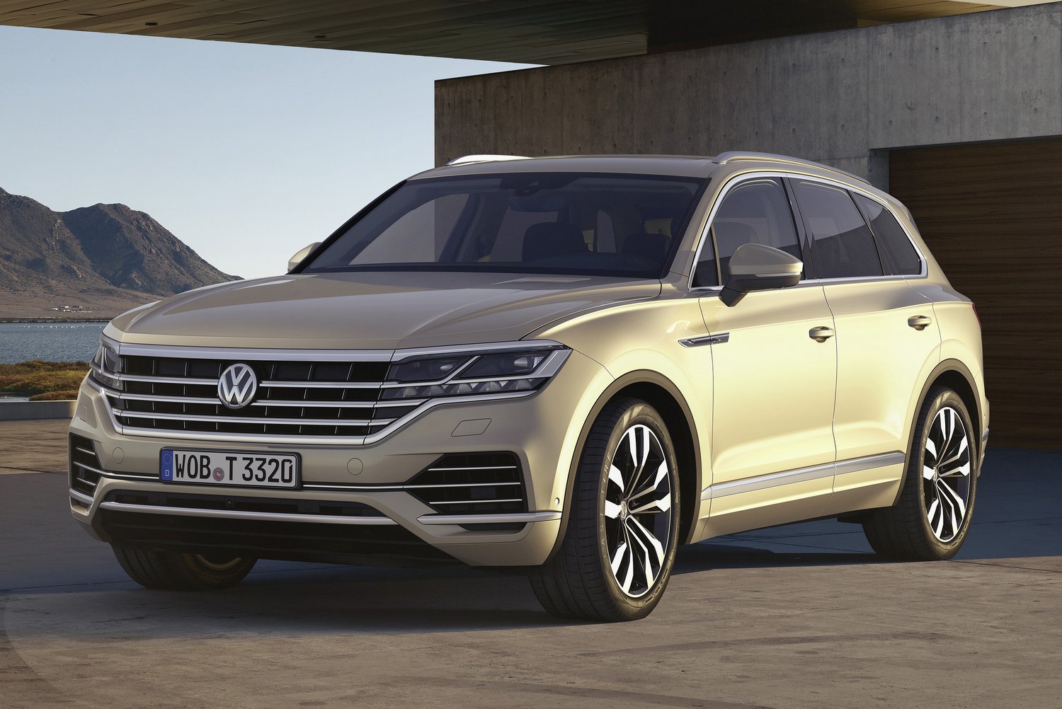 Volkswagen Touareg: Luxust a népnek 9