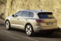 Volkswagen Touareg: Luxust a népnek 42