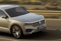 Volkswagen Touareg: Luxust a népnek 47