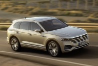 Volkswagen Touareg: Luxust a népnek 46